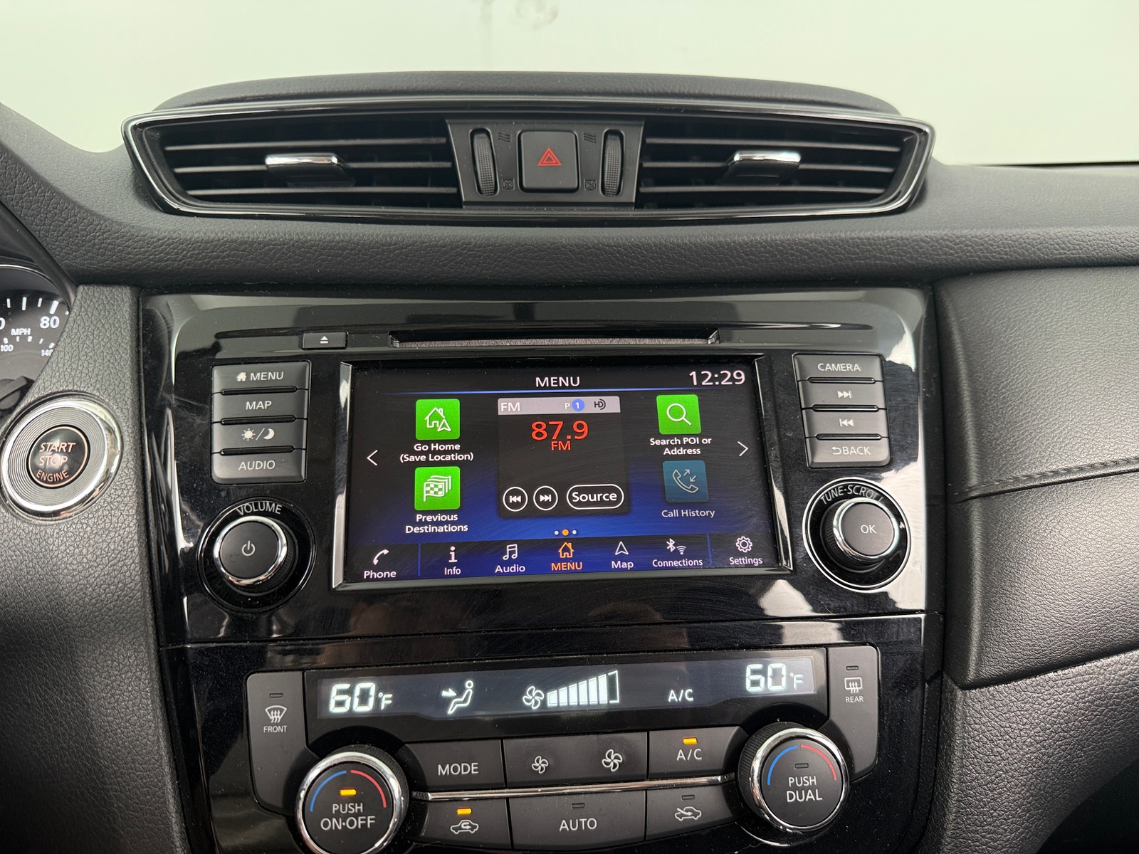 Thumbnail: 2018 Nissan Rogue - 4