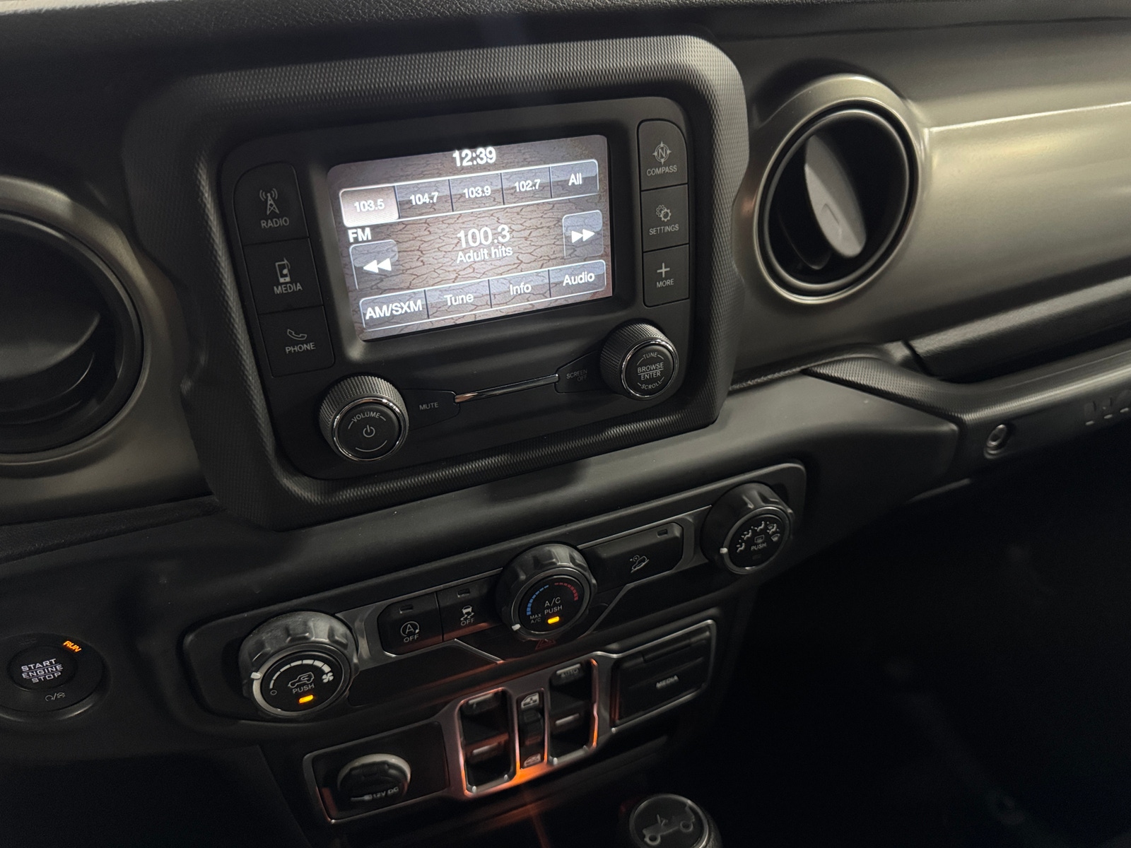 Thumbnail: 2018 Jeep Wrangler - 4