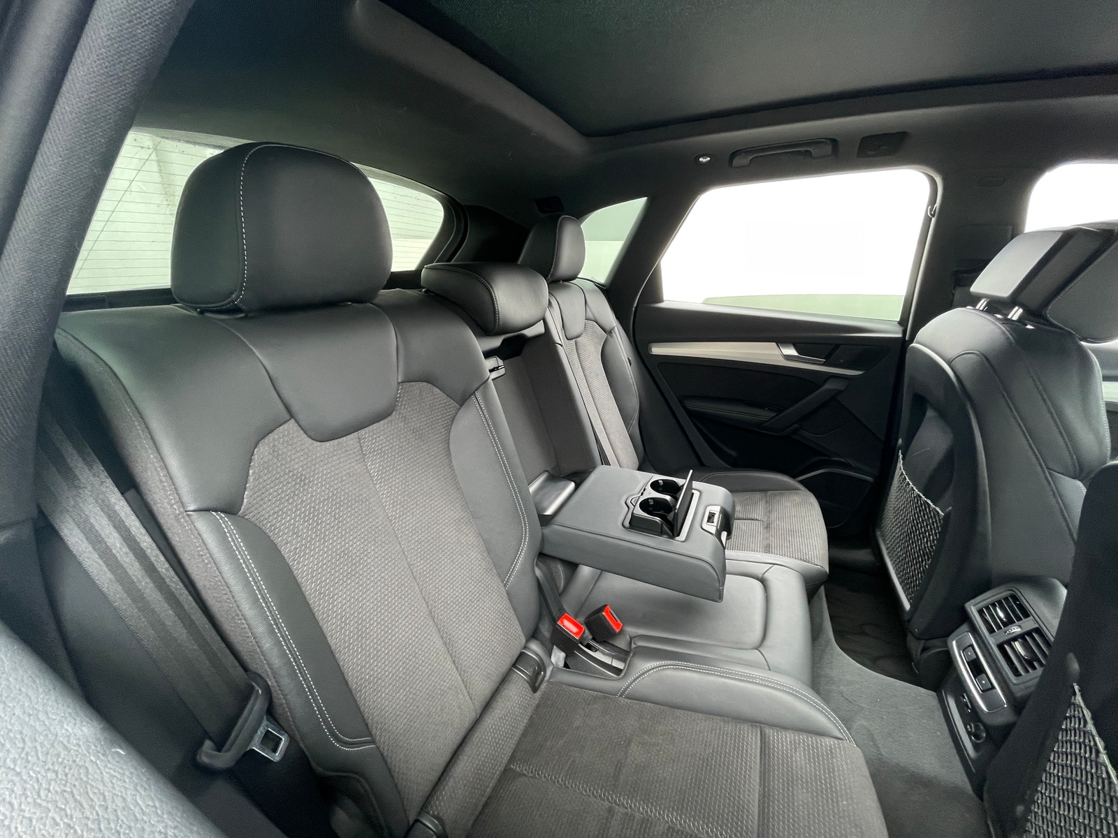 Thumbnail: 2020 Audi SQ5 - 5