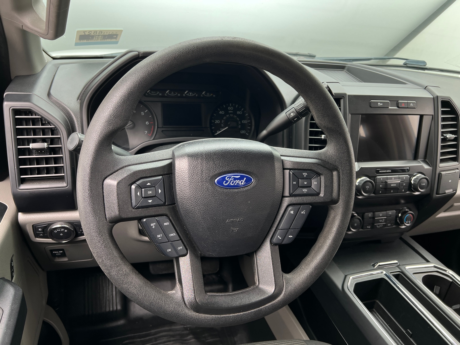 Thumbnail: 2019 Ford Econoline - 5