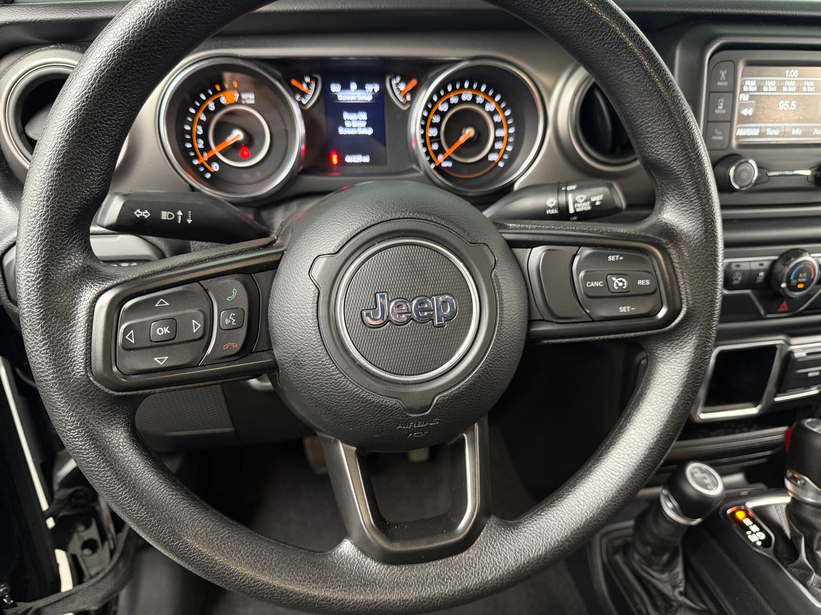 Thumbnail: 2021 Jeep Wrangler - 5