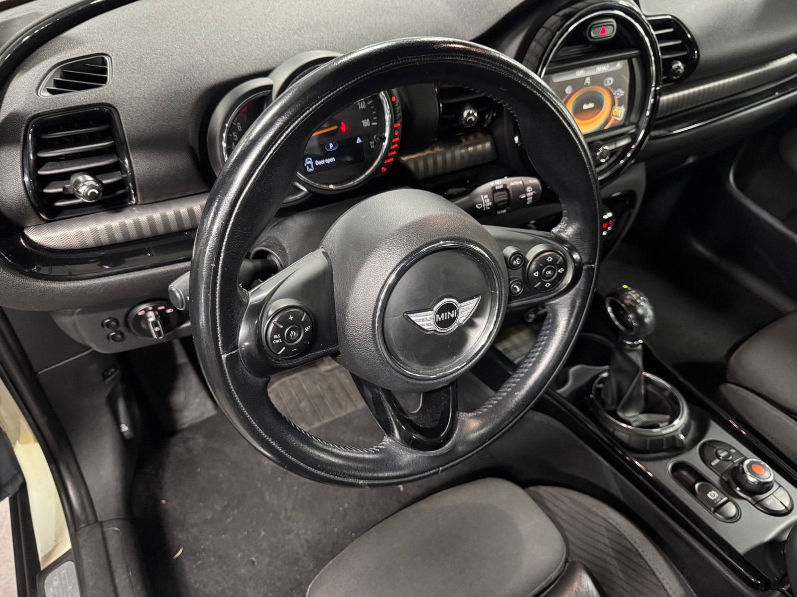 Thumbnail: 2016 MINI Cooper Clubman - 4