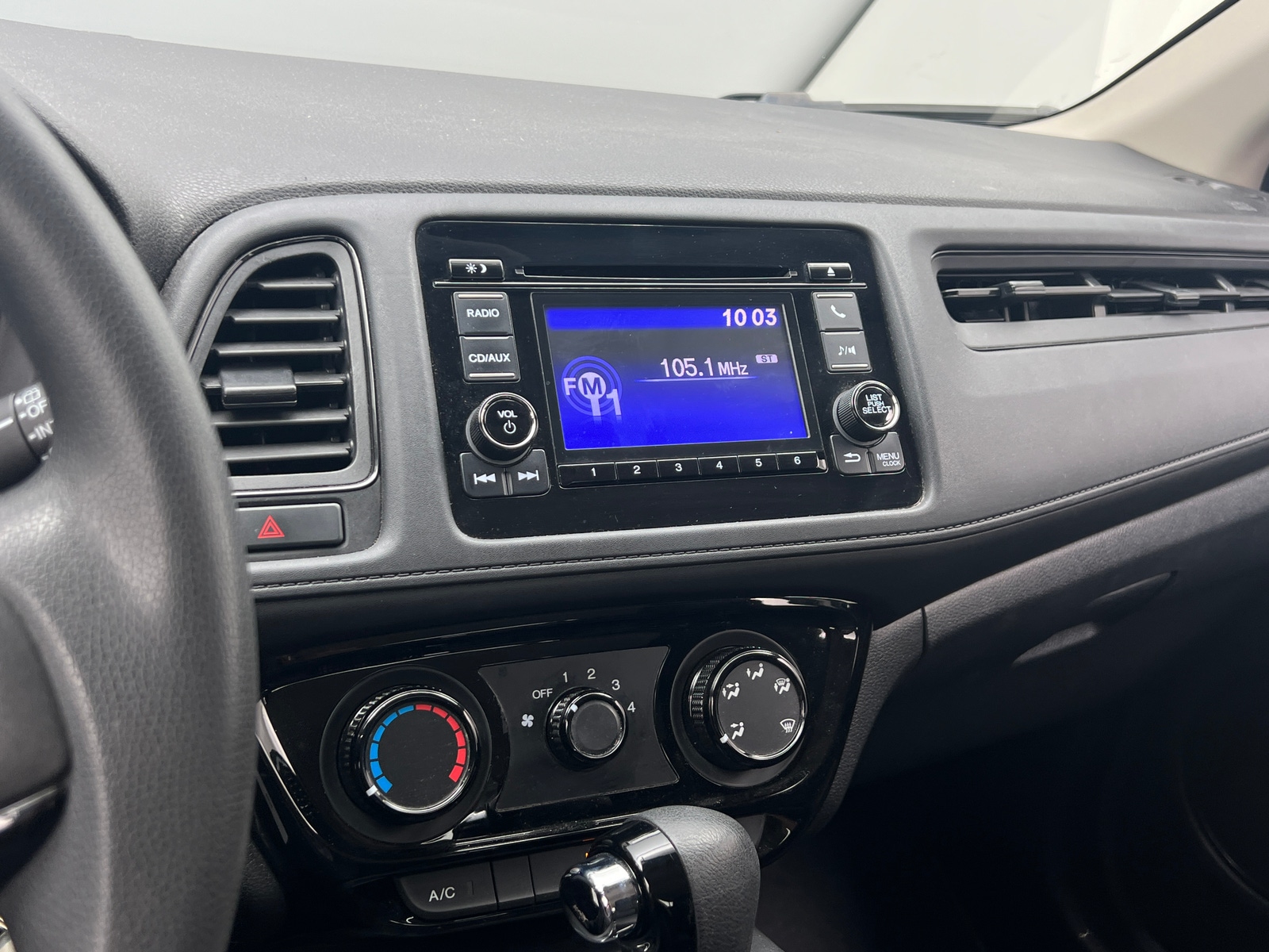 Thumbnail: 2016 Honda HR-V - 4