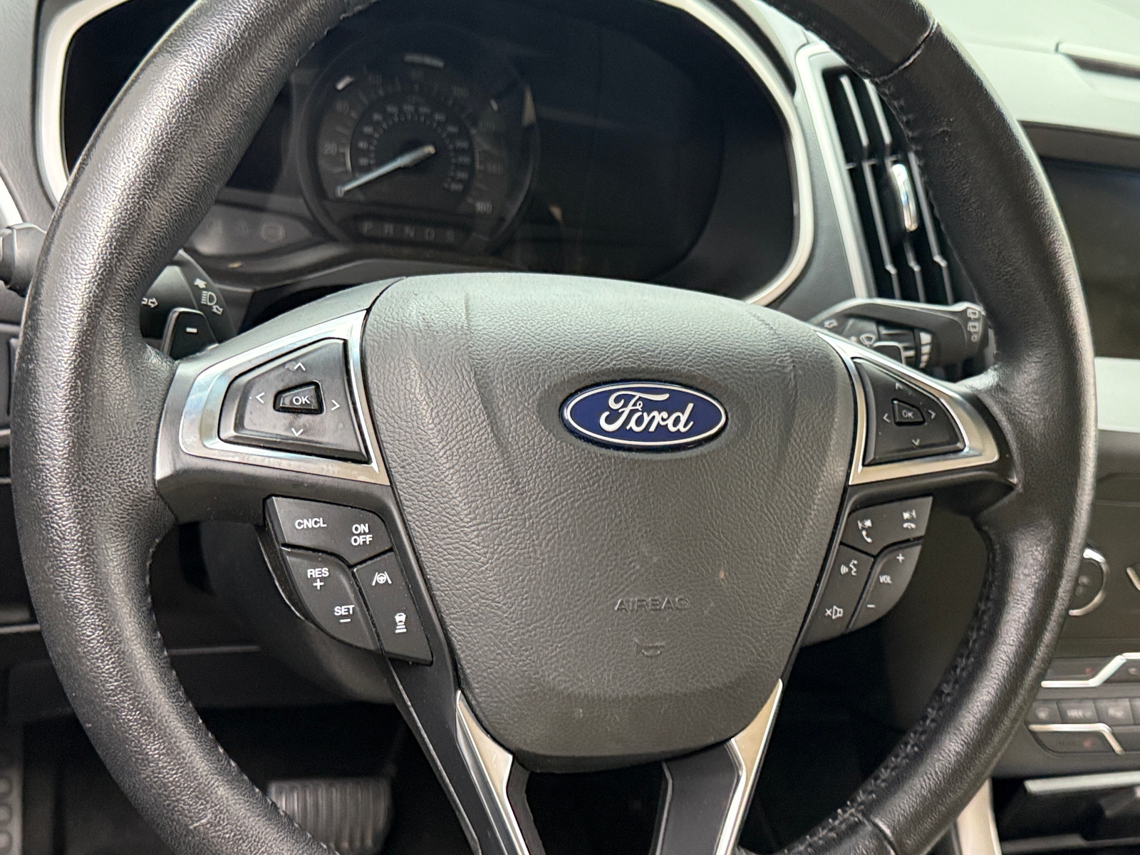 Thumbnail: 2019 Ford Edge - 5