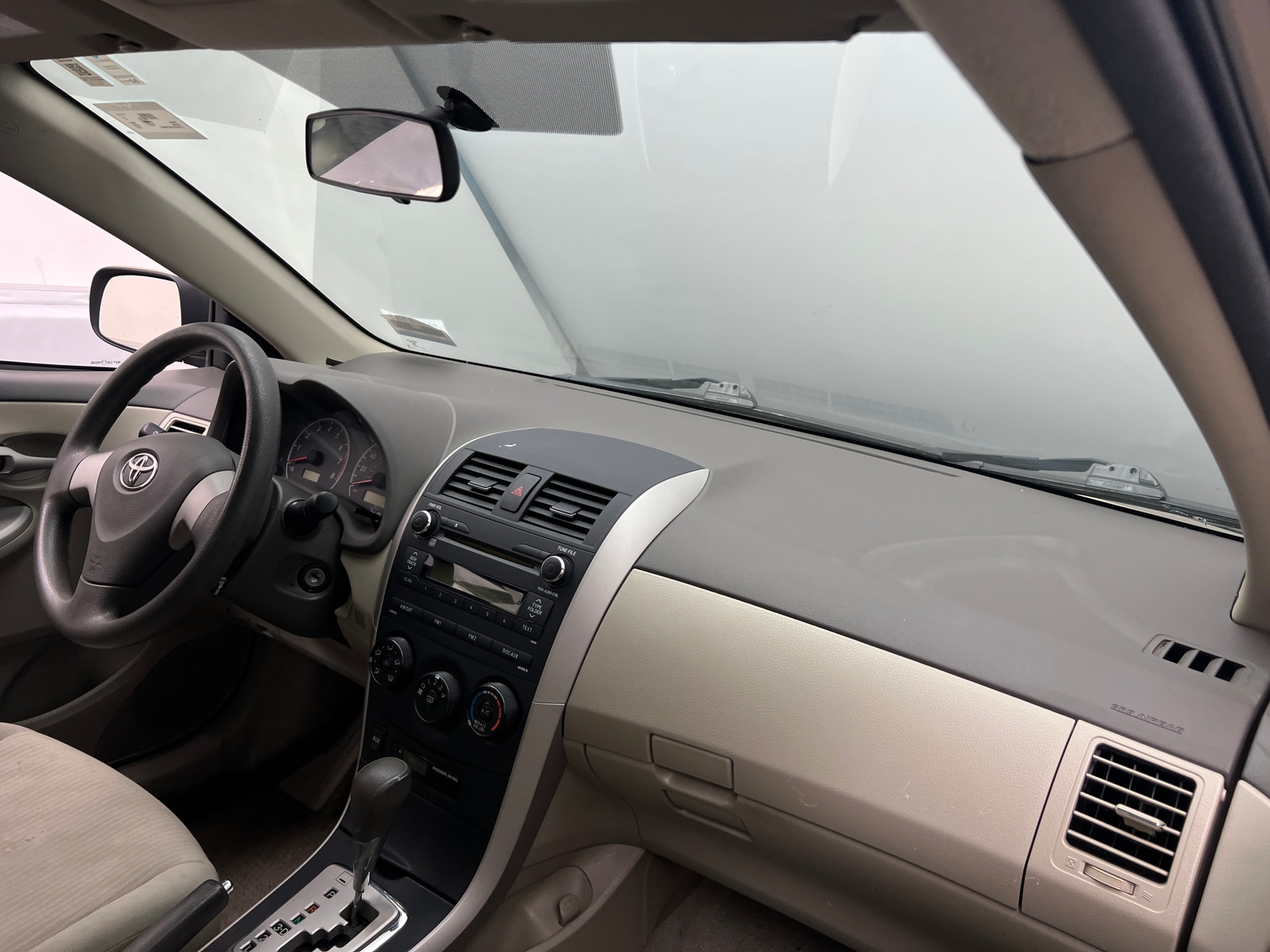 Thumbnail: 2010 Toyota Corolla - 3