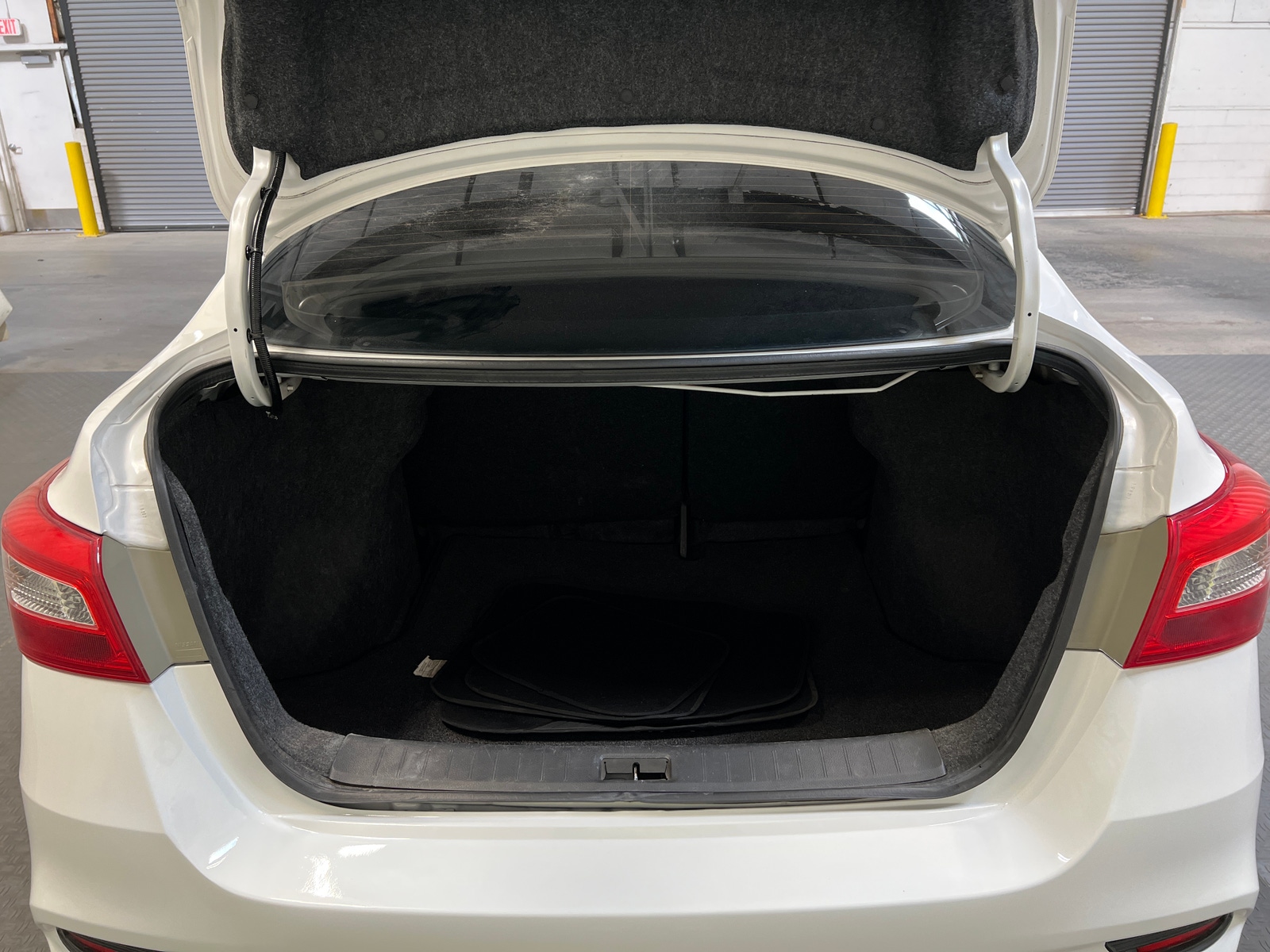 Thumbnail: 2019 Nissan Sentra - 7