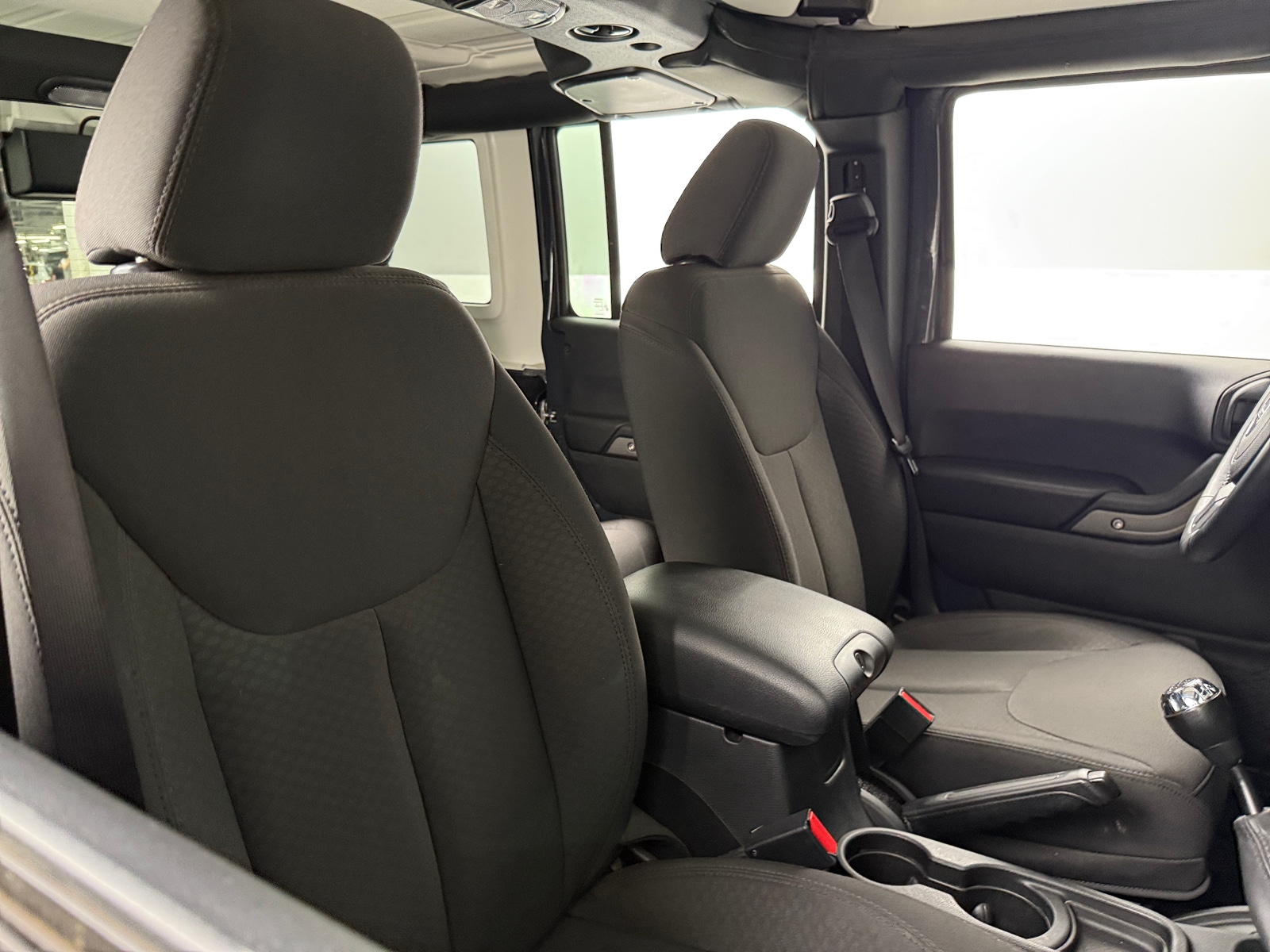 Thumbnail: 2017 Jeep Wrangler - 2