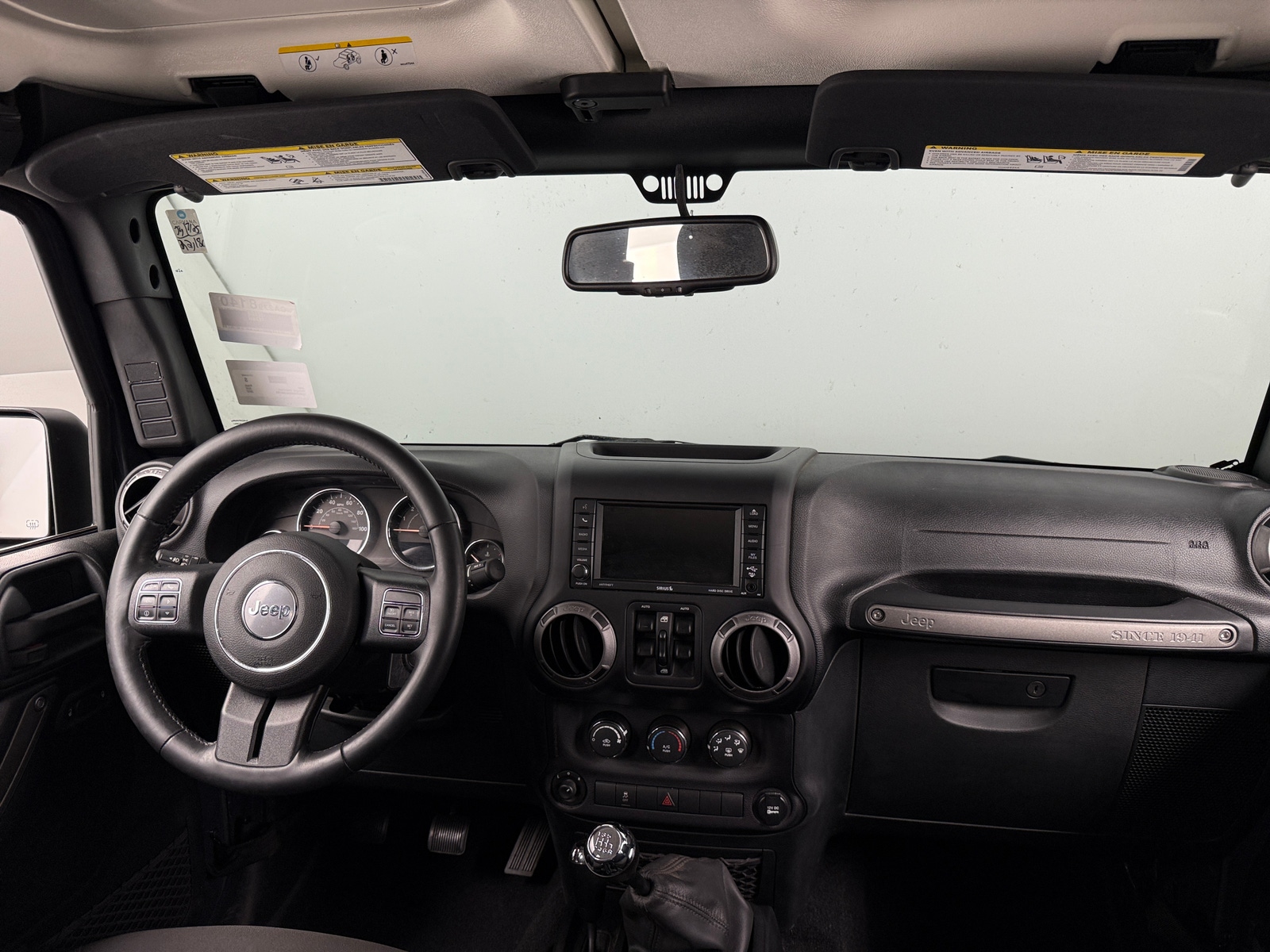 Thumbnail: 2017 Jeep Wrangler - 3