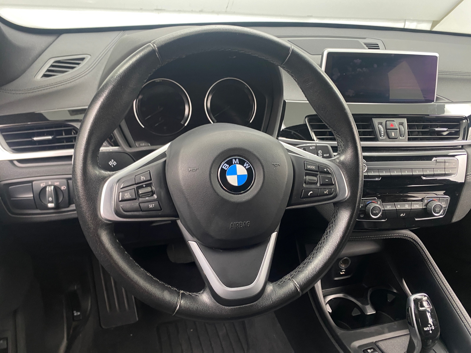 Thumbnail: 2020 BMW X1 - 4