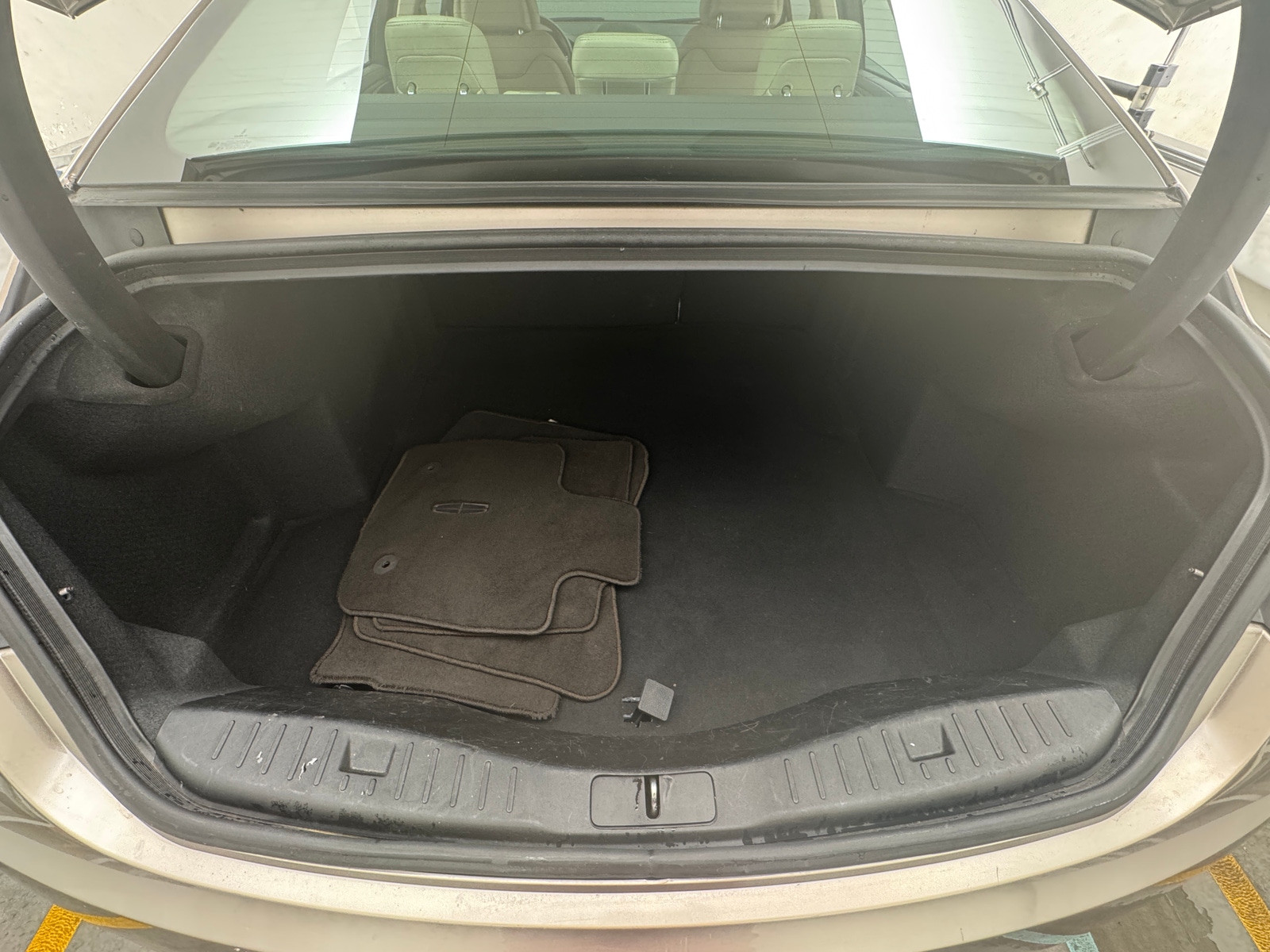 Thumbnail: 2018 Lincoln MKZ - 6