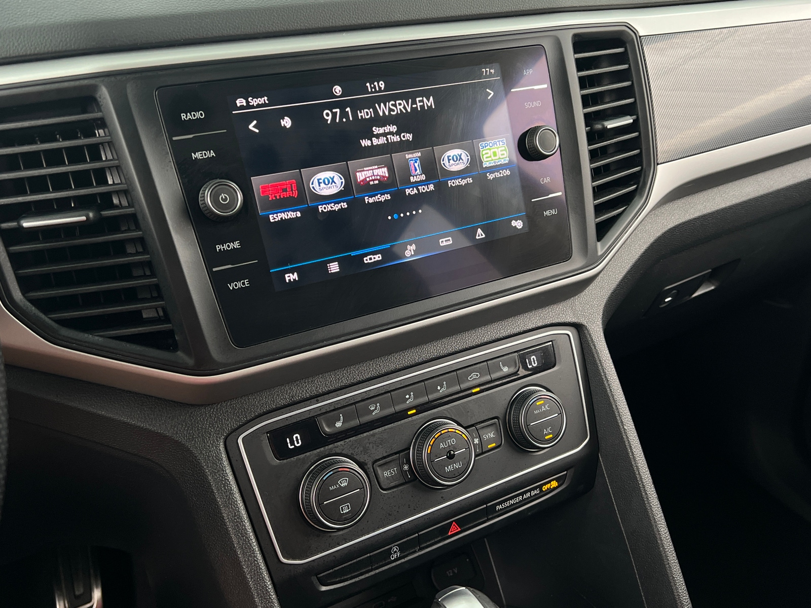 Thumbnail: 2021 Volkswagen Atlas - 3