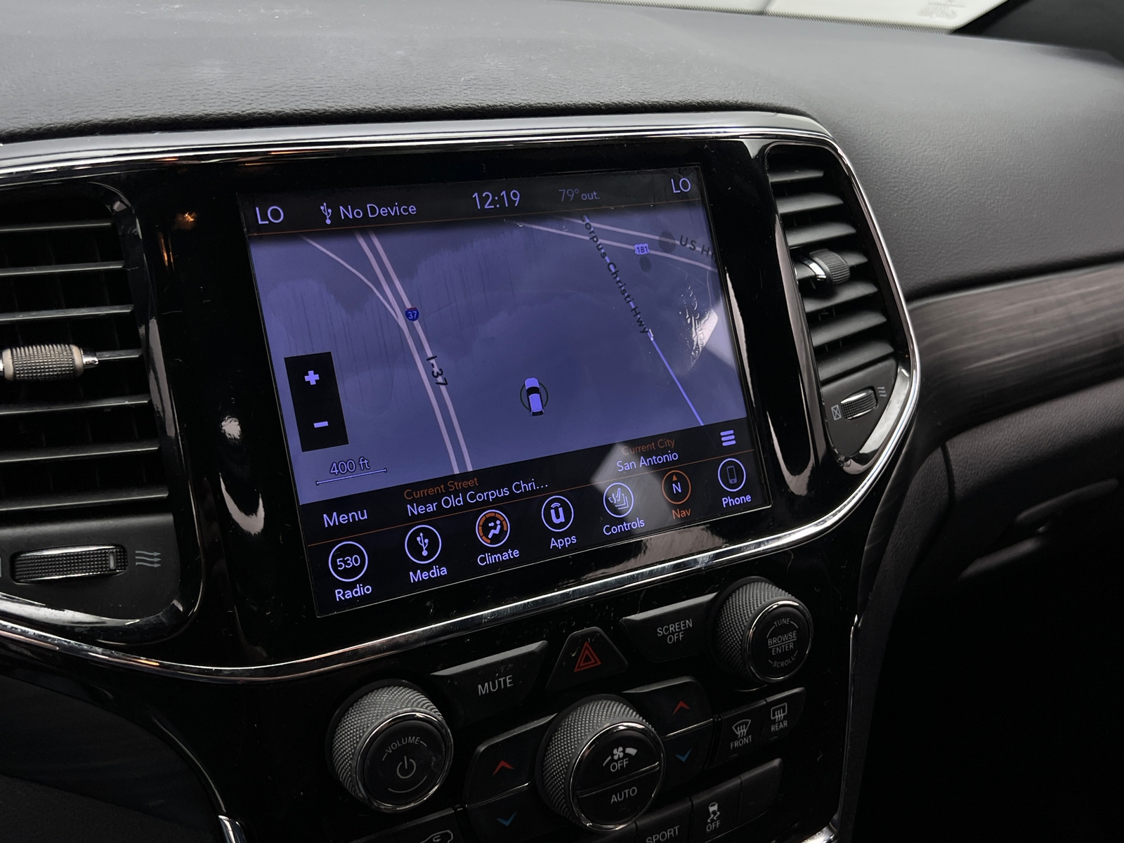 Thumbnail: 2019 Jeep Grand Cherokee - 3