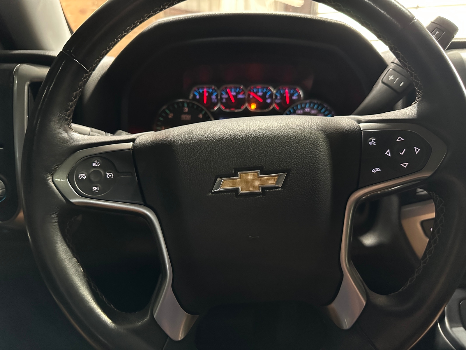 Thumbnail: 2017 Chevrolet Silverado 1500 - 5