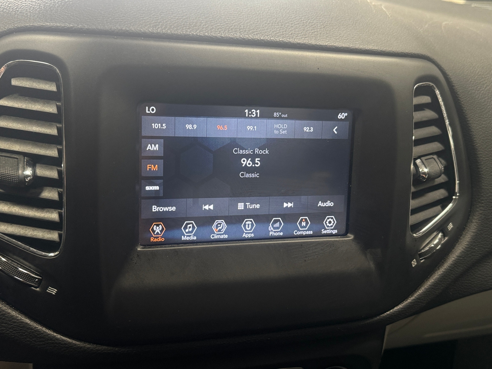 Thumbnail: 2018 Jeep Compass - 4