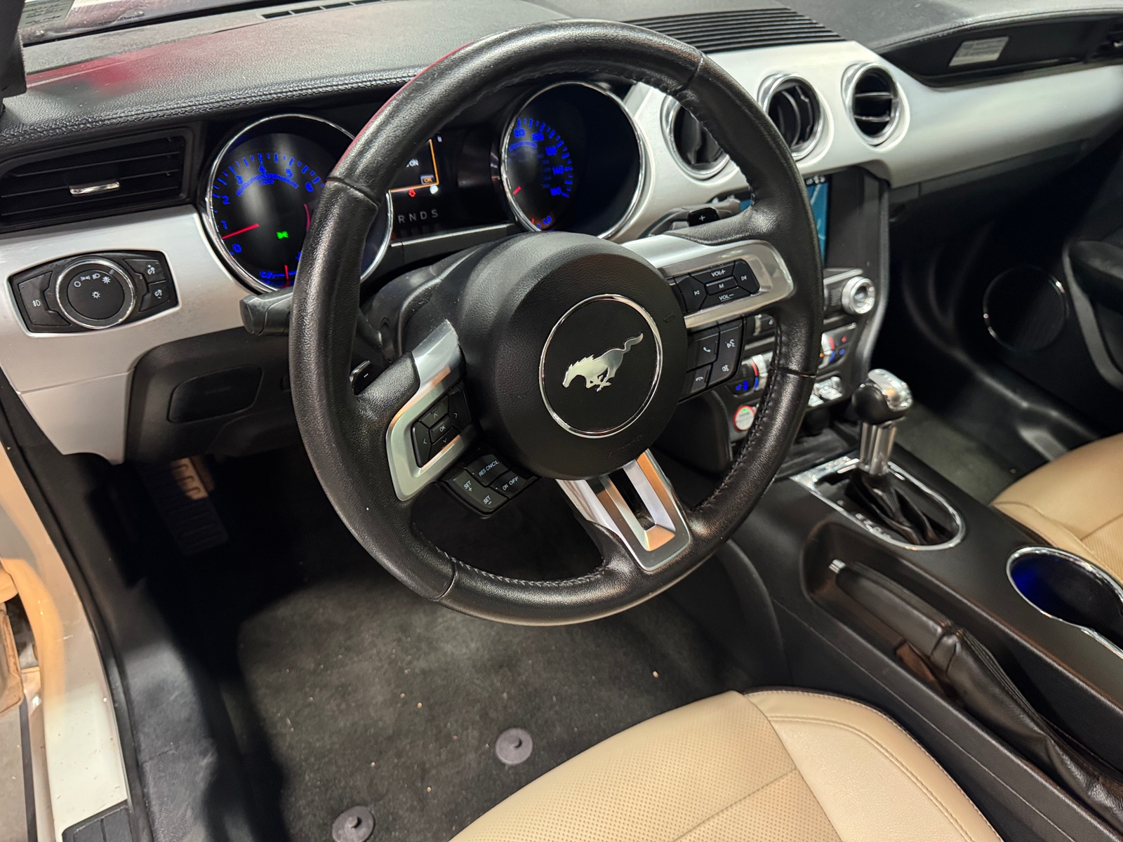Thumbnail: 2017 Ford Mustang - 3