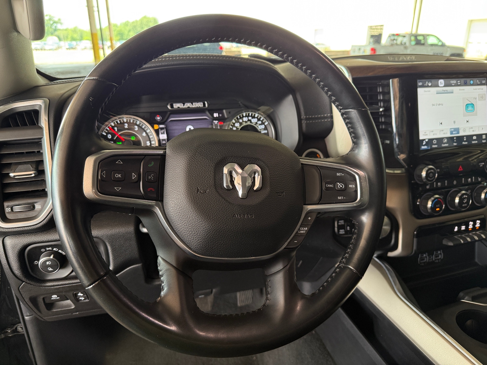 Thumbnail: 2022 RAM 1500 - 4