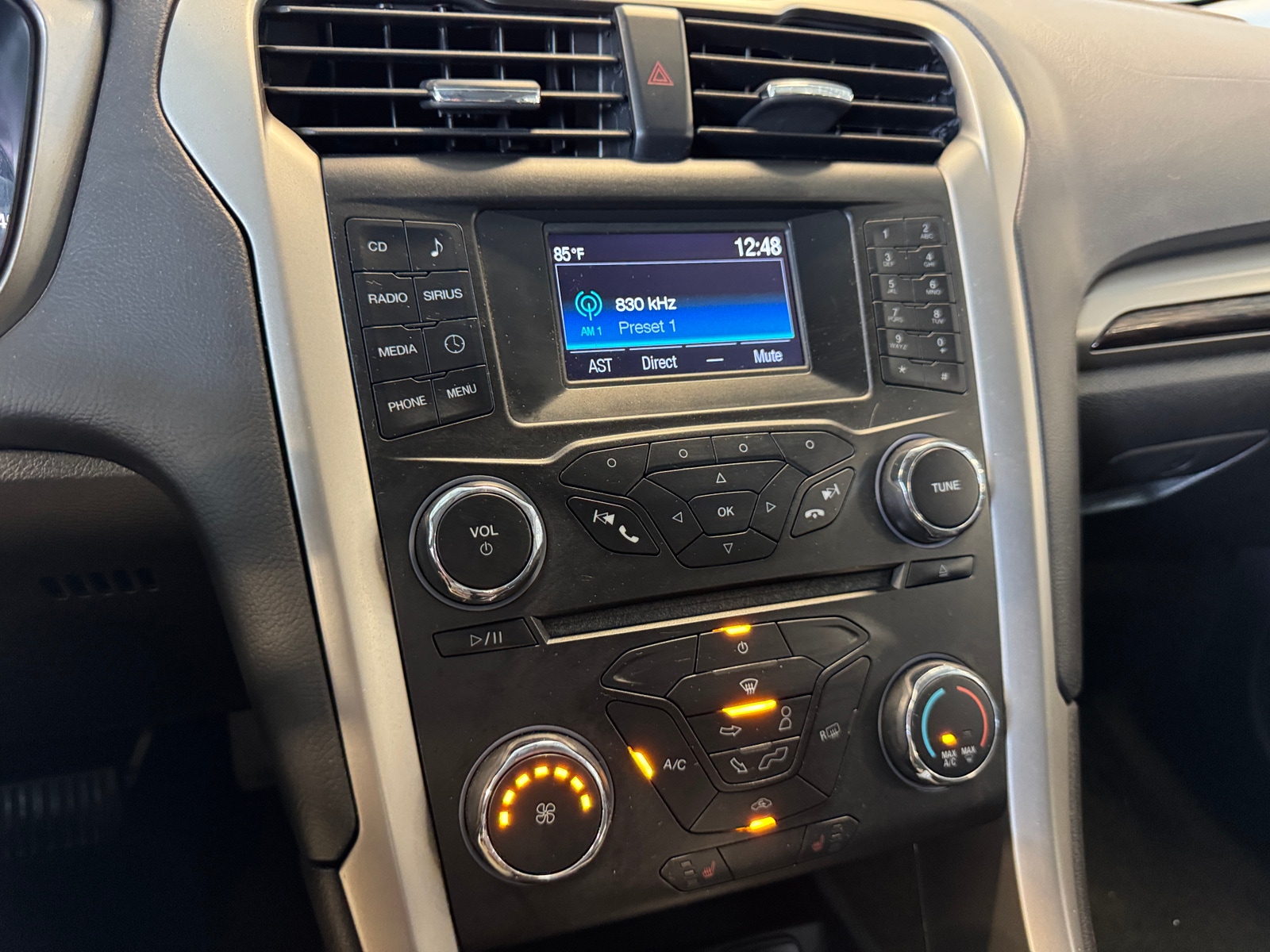 Thumbnail: 2015 Ford Fusion - 3