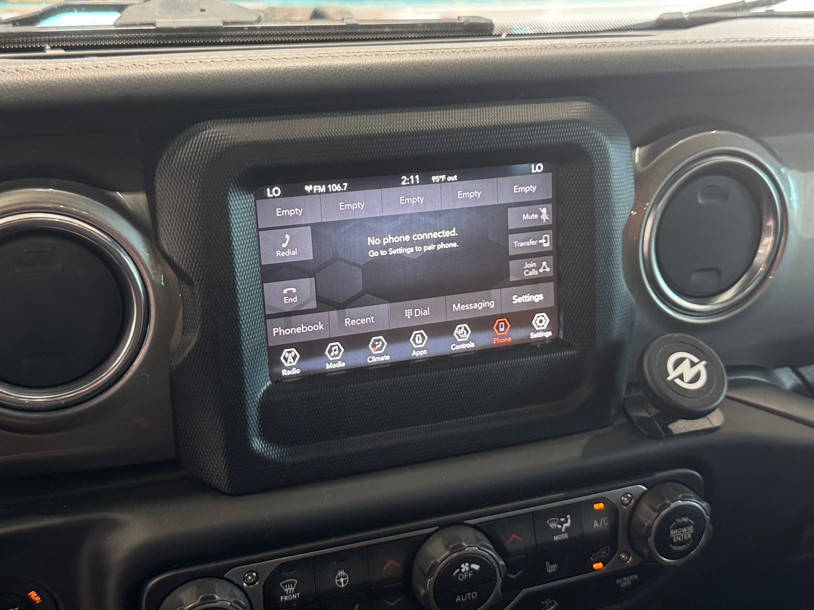 Thumbnail: 2019 Jeep Wrangler - 4