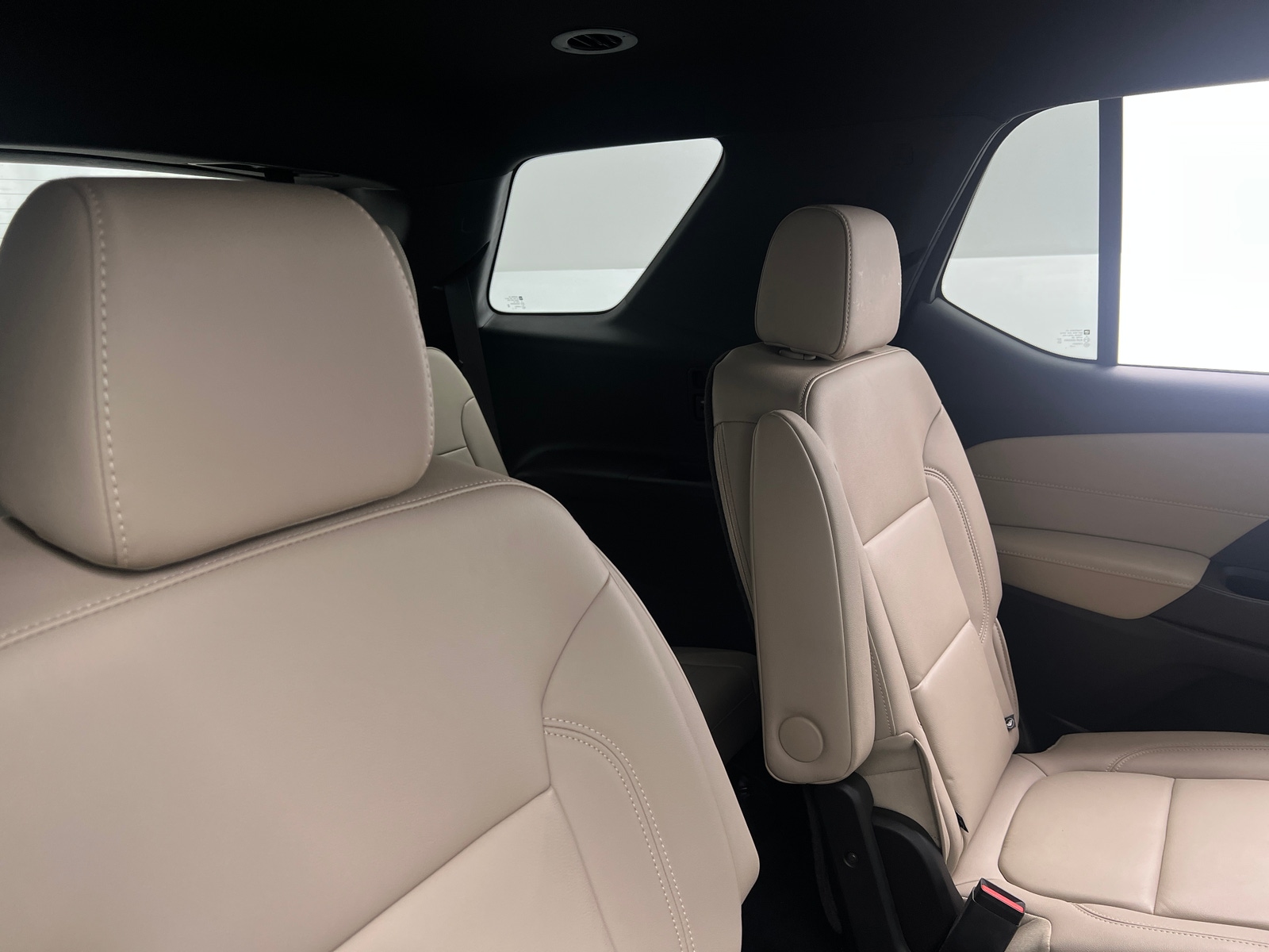 Thumbnail: 2022 Chevrolet Traverse - 5