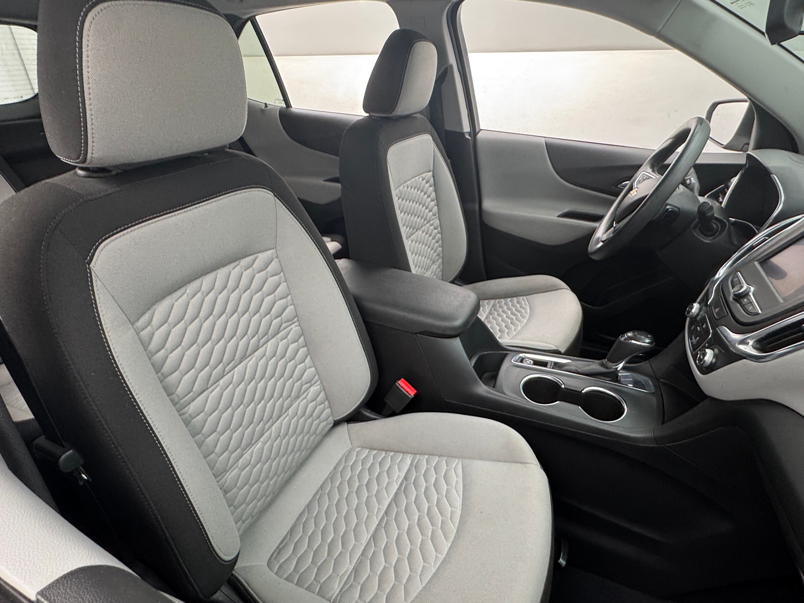 Thumbnail: 2021 Chevrolet Equinox - 2