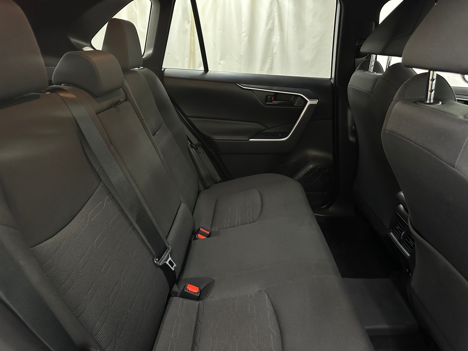 Thumbnail: 2021 Toyota RAV4 - 6