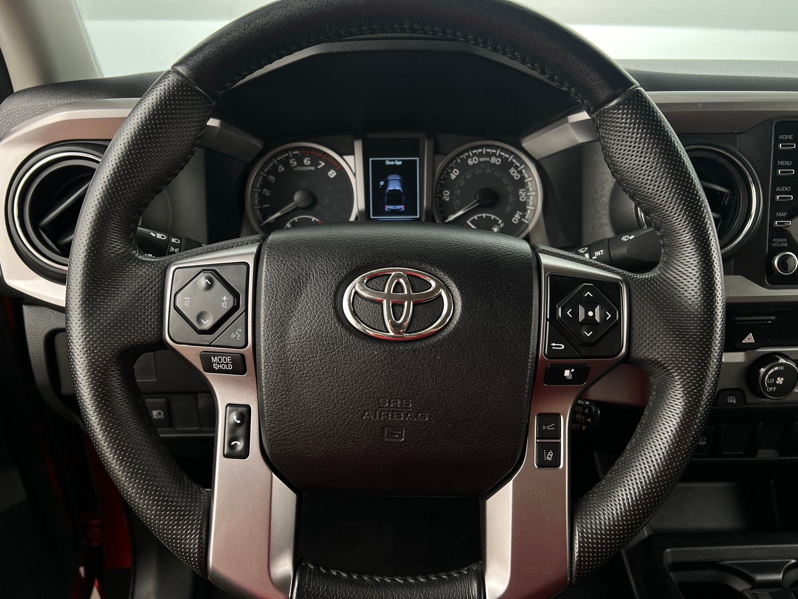 Thumbnail: 2022 Toyota Tacoma - 5