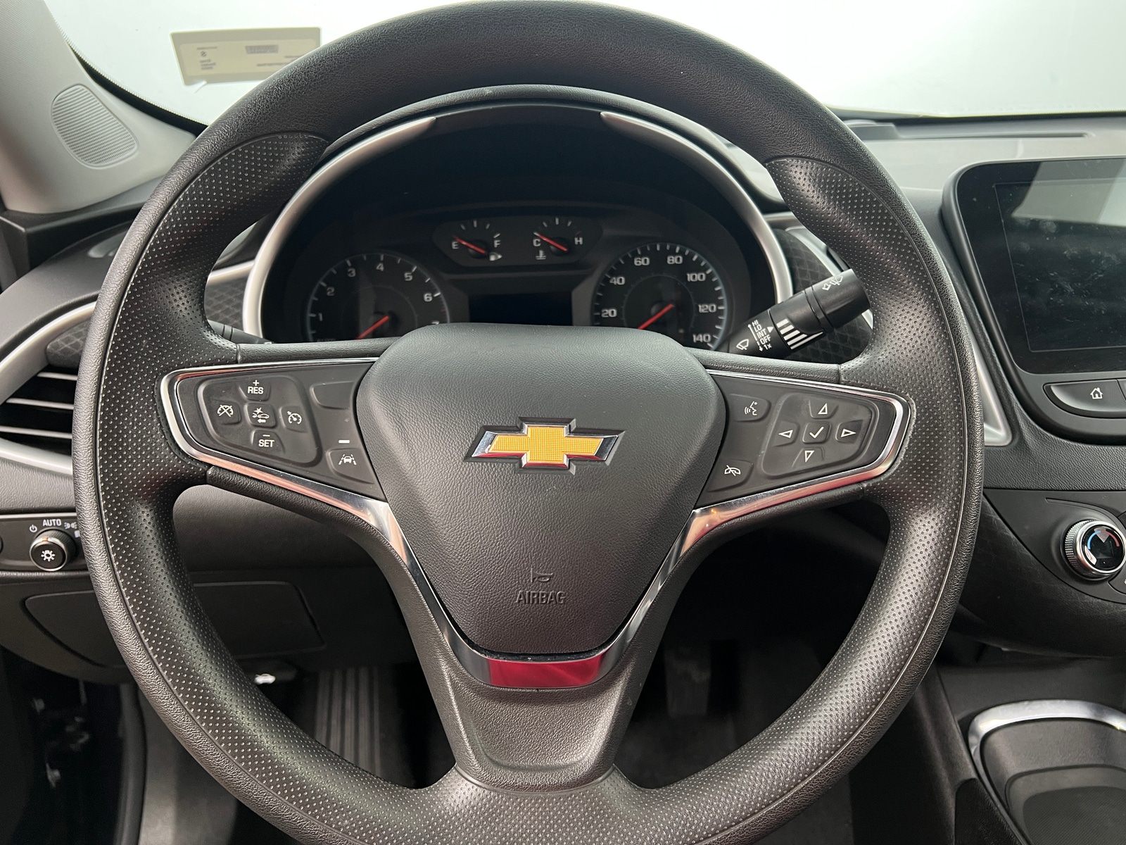 Thumbnail: 2023 Chevrolet Malibu - 5