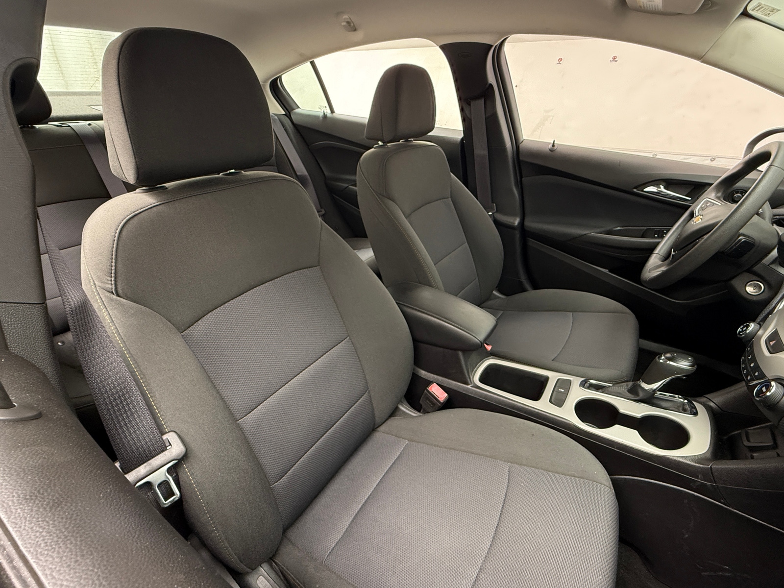 Thumbnail: 2017 Chevrolet Cruze - 2