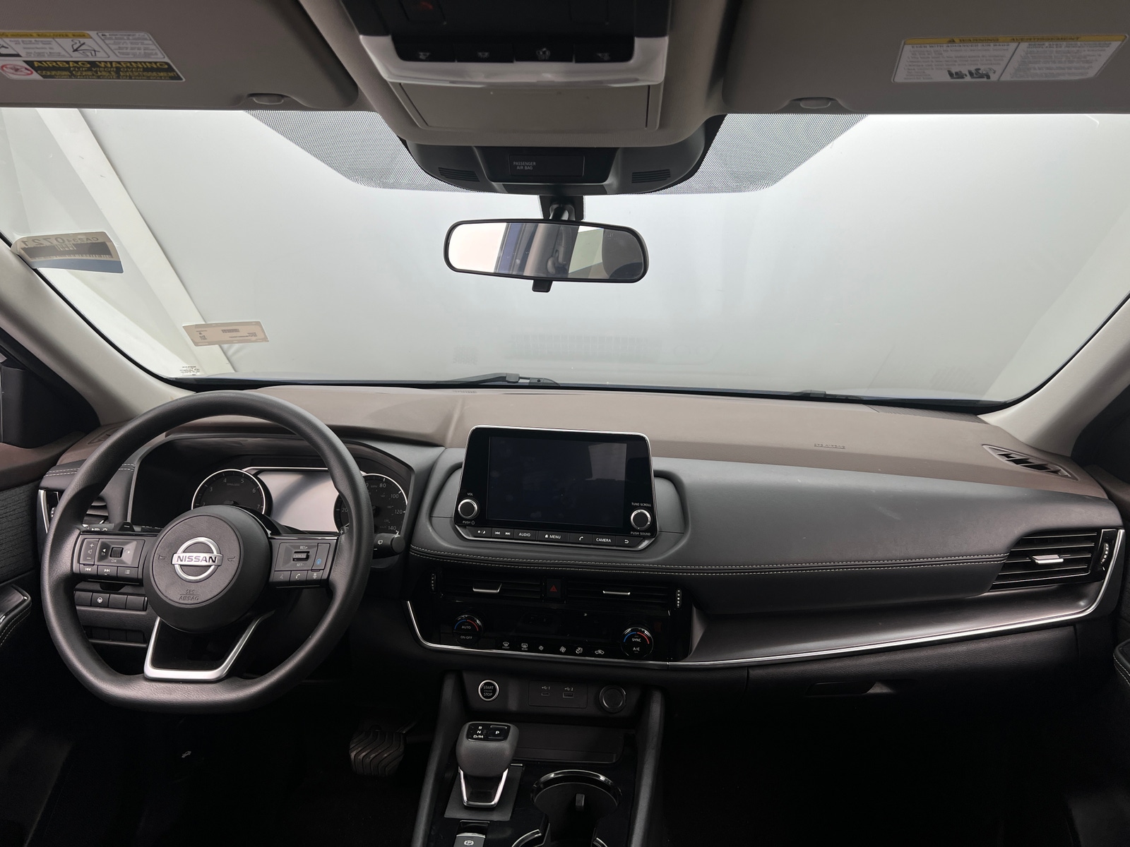 Thumbnail: 2021 Nissan Rogue - 3