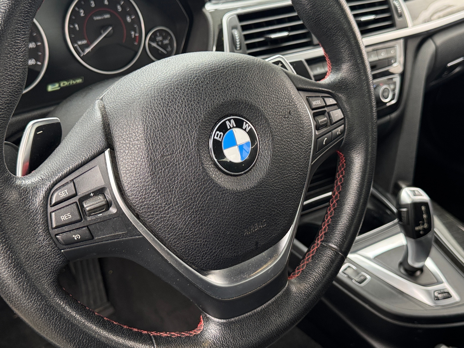Thumbnail: 2018 BMW 3 Series - 4