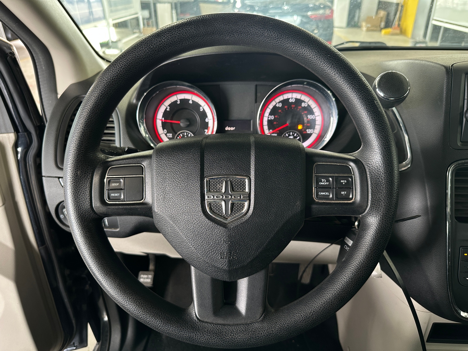 Thumbnail: 2013 Dodge Grand Caravan - 5