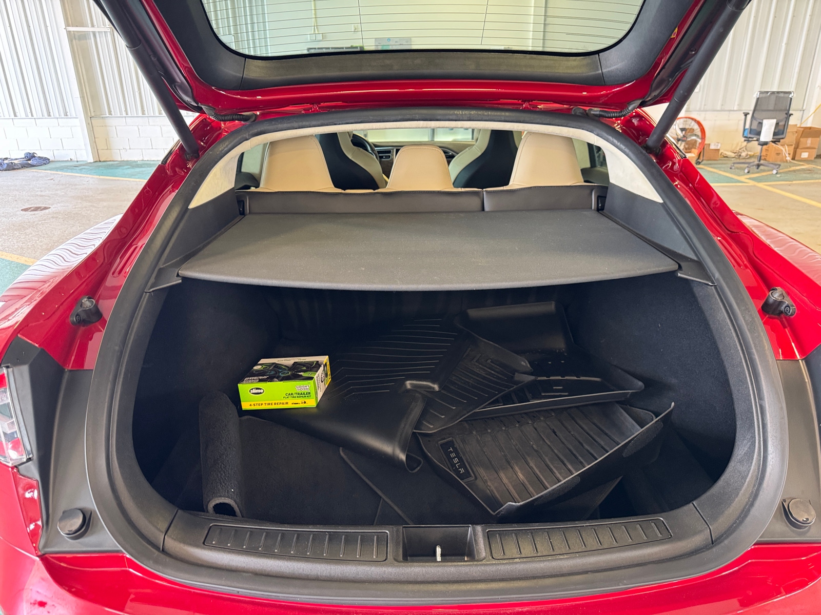 Thumbnail: 2017 Tesla Model S - 6