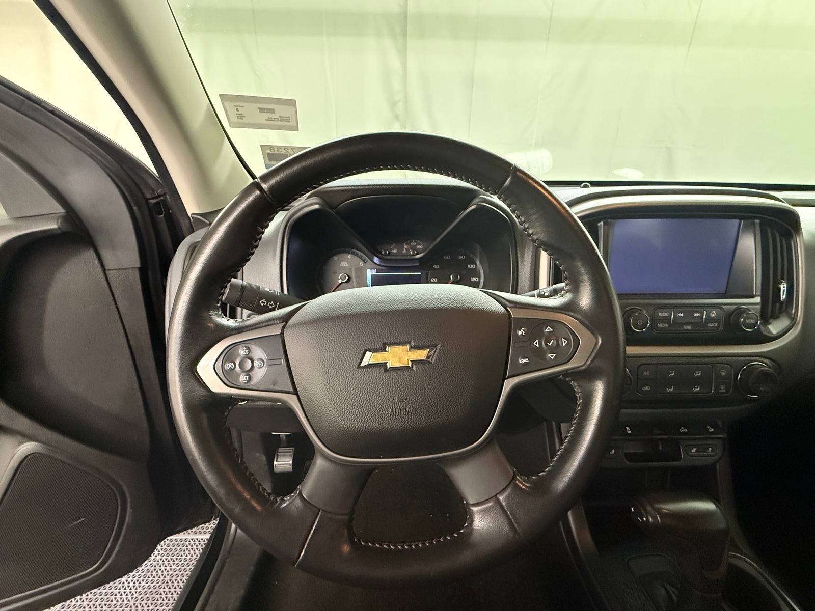 Thumbnail: 2018 Chevrolet Colorado - 4