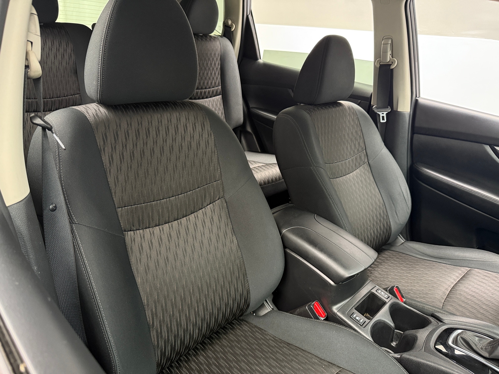 Thumbnail: 2018 Nissan Rogue - 2