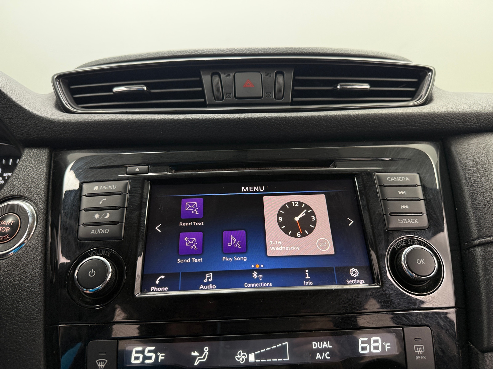 Thumbnail: 2018 Nissan Rogue - 4
