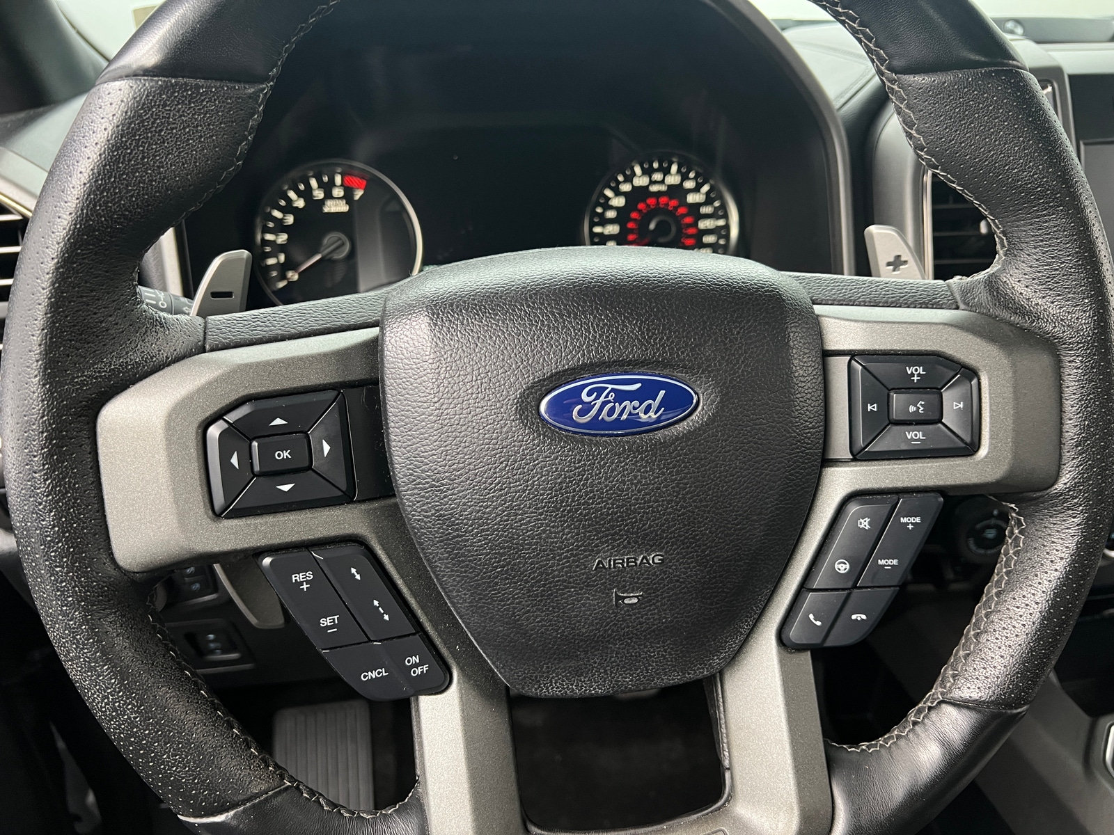 Thumbnail: 2019 Ford Econoline - 4