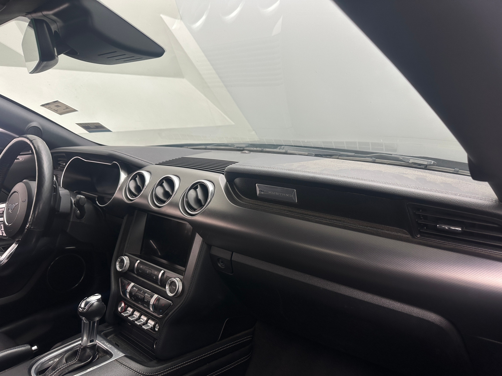 Thumbnail: 2022 Ford Mustang - 2