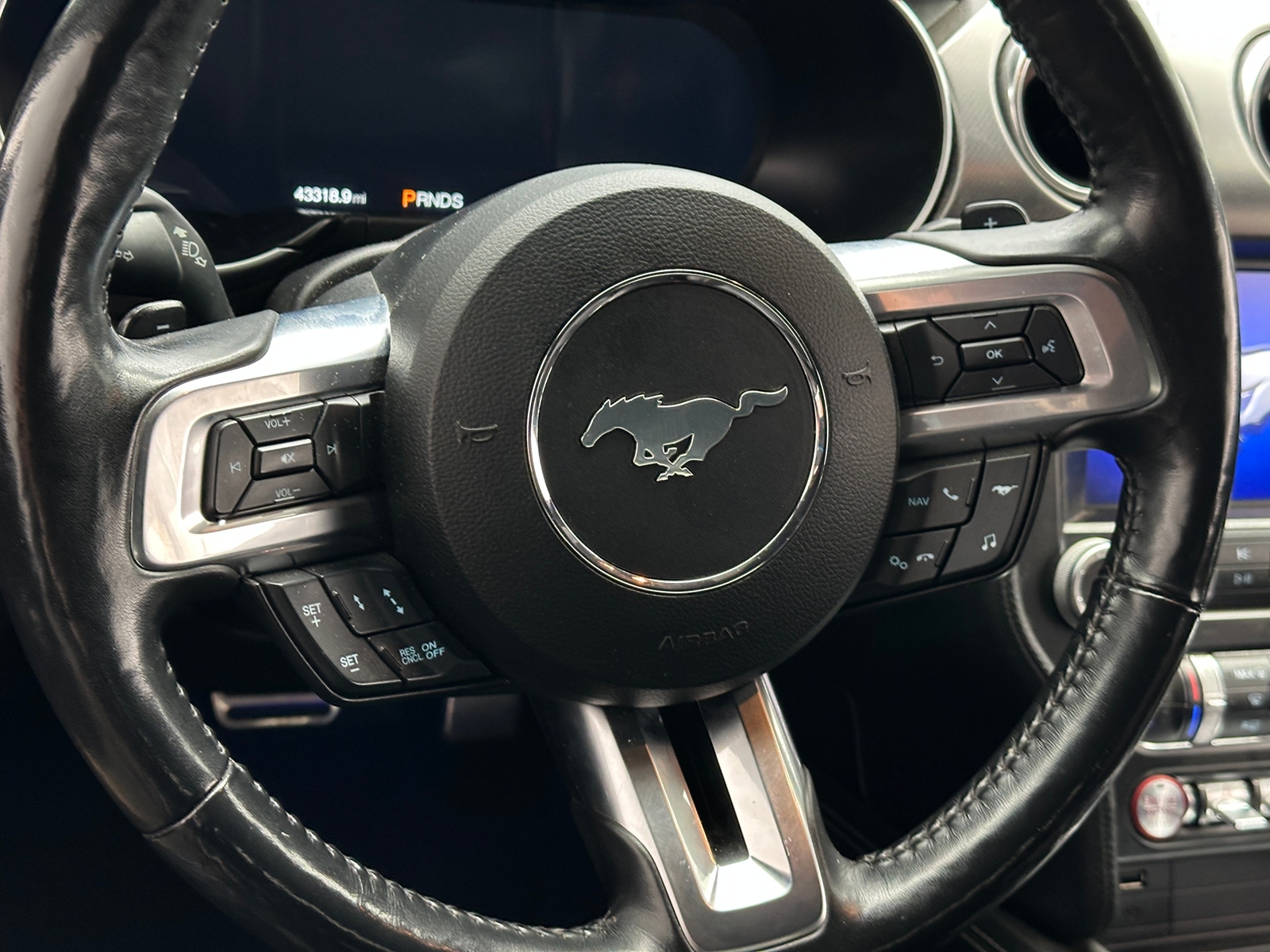 Thumbnail: 2022 Ford Mustang - 4