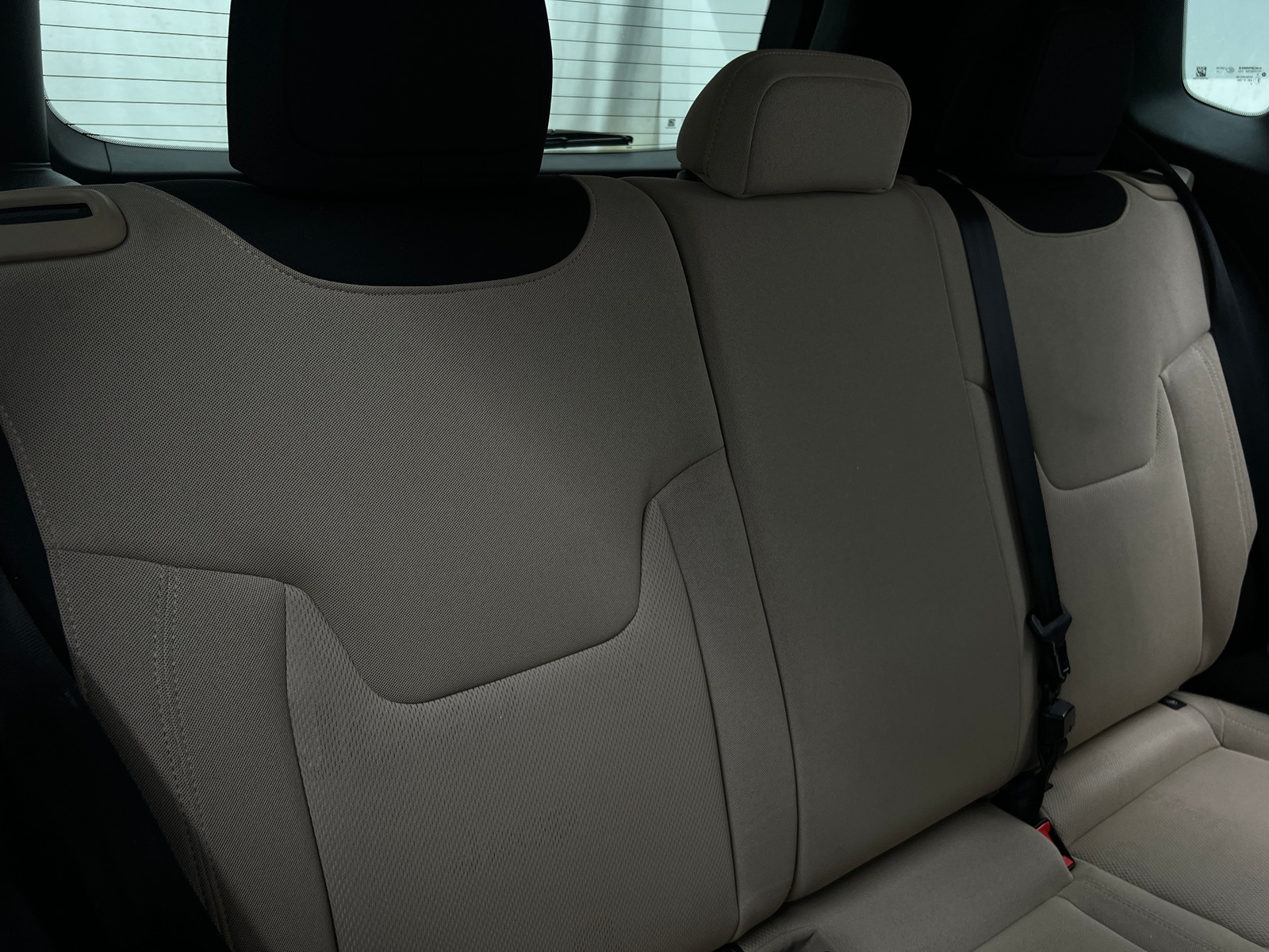 Thumbnail: 2015 Jeep Renegade - 6