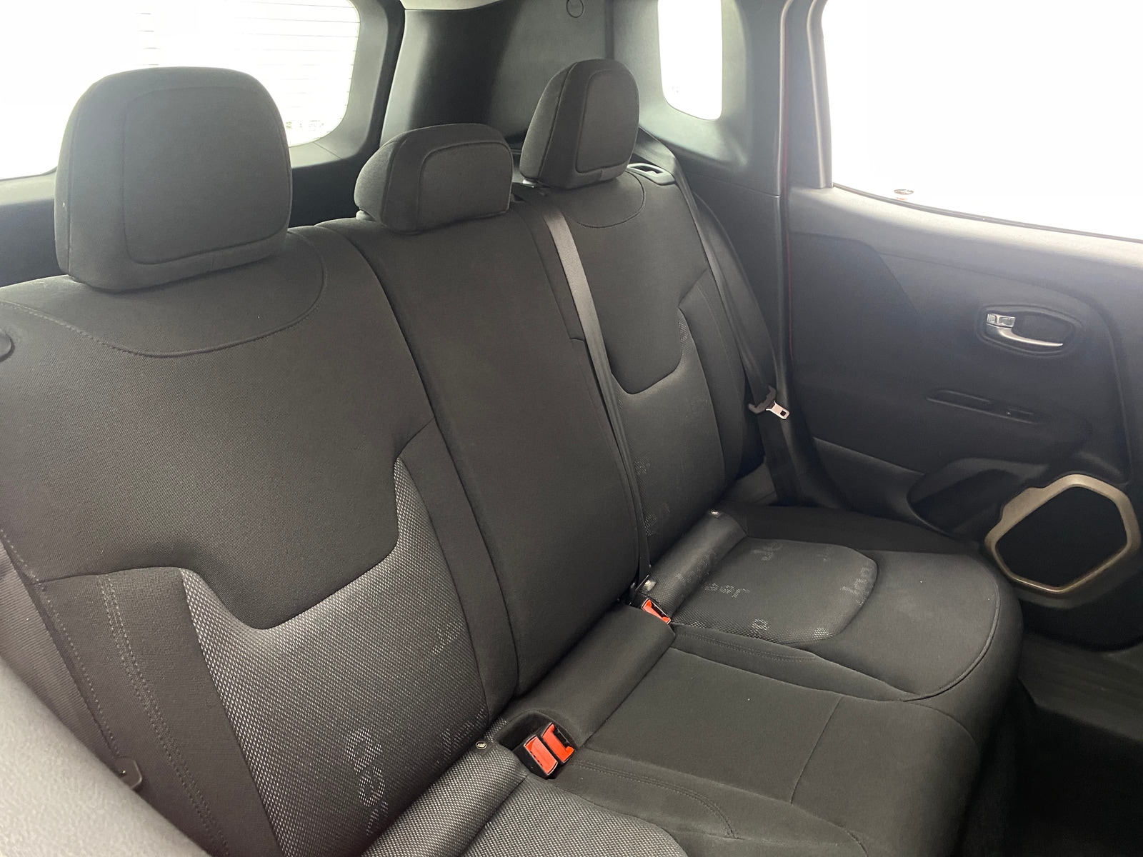 Thumbnail: 2017 Jeep Renegade - 6