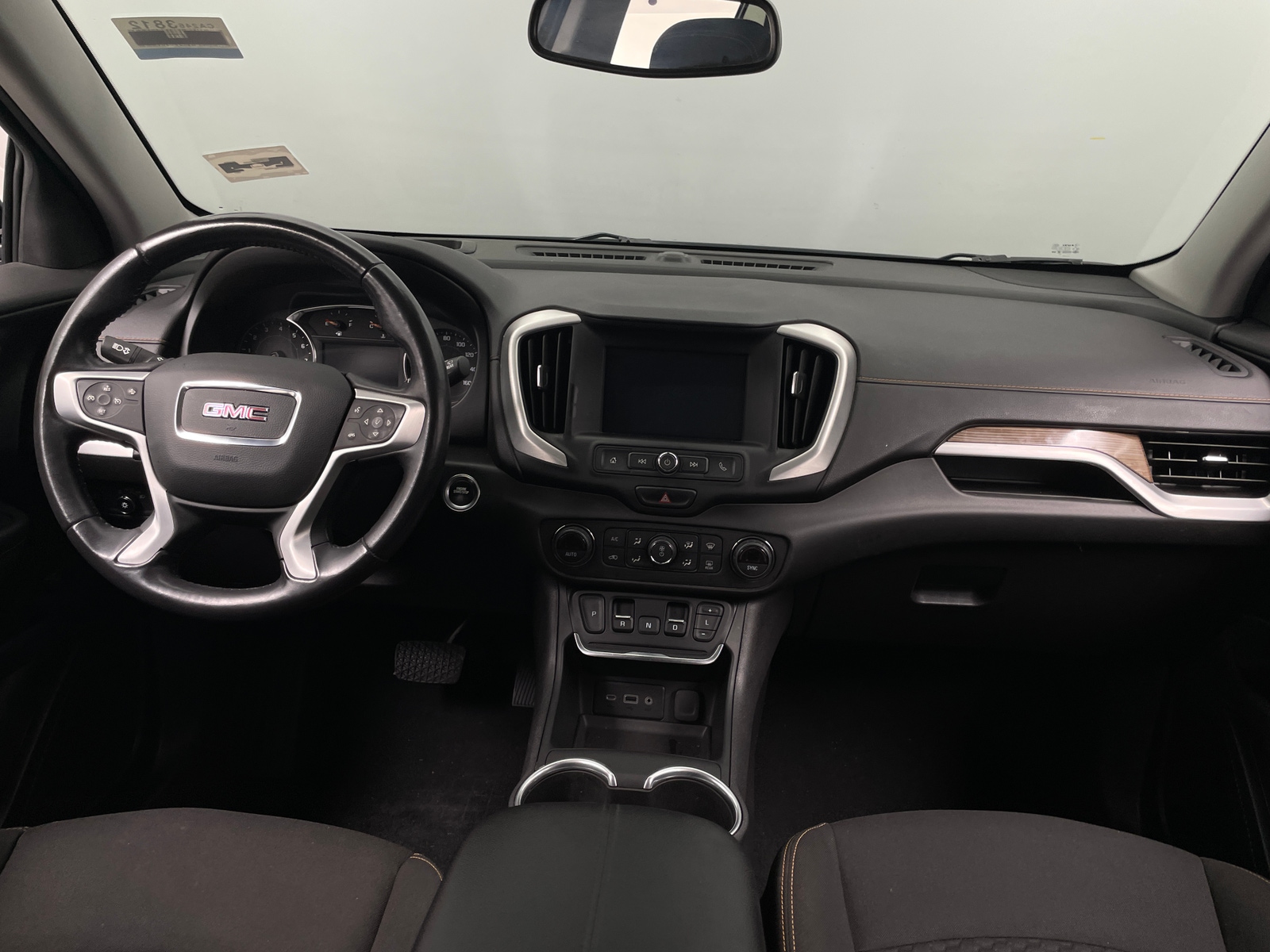Thumbnail: 2021 GMC Terrain - 3