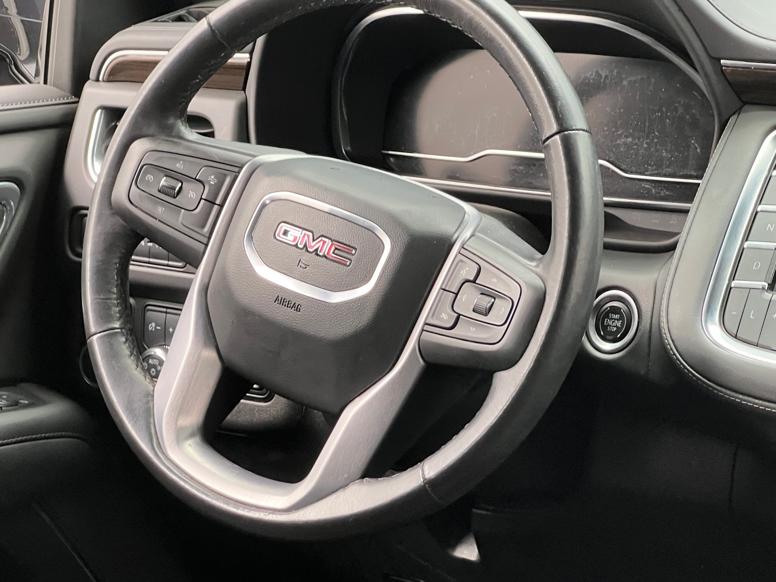 Thumbnail: 2022 GMC Yukon - 5