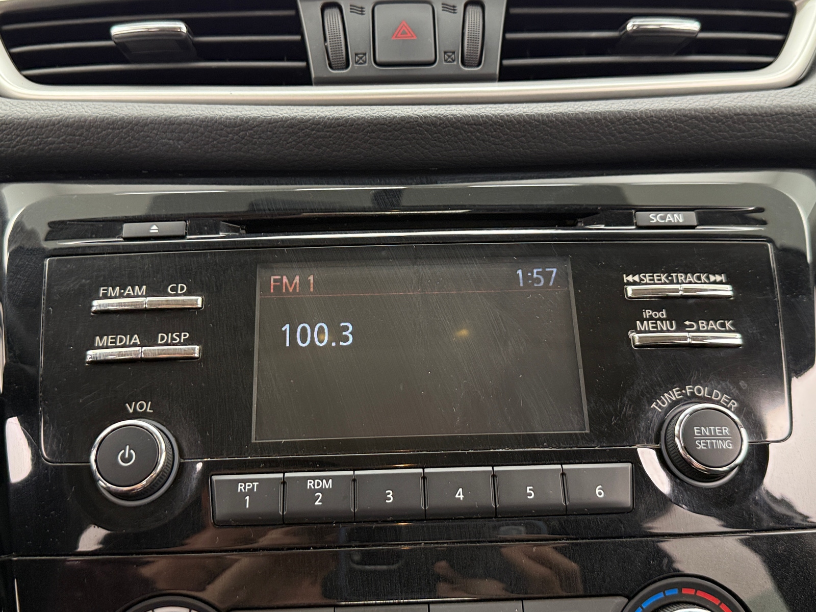 Thumbnail: 2014 Nissan Rogue - 4