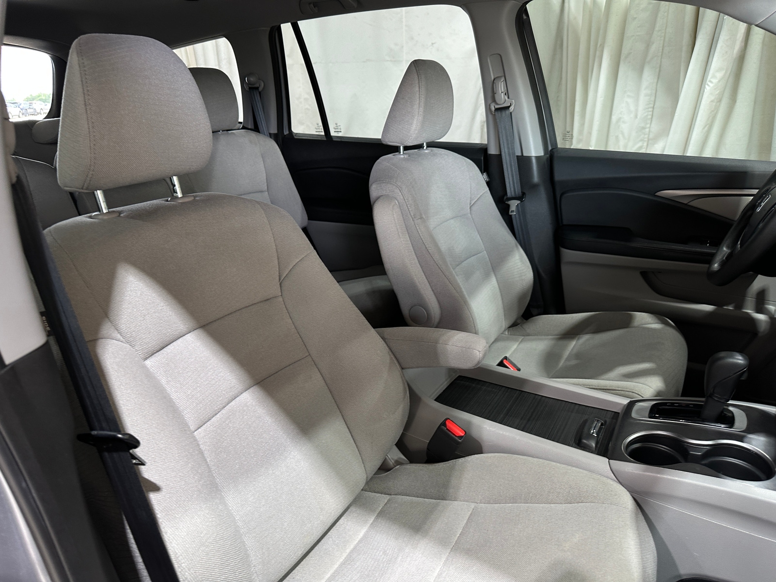 Thumbnail: 2017 Honda Pilot - 2