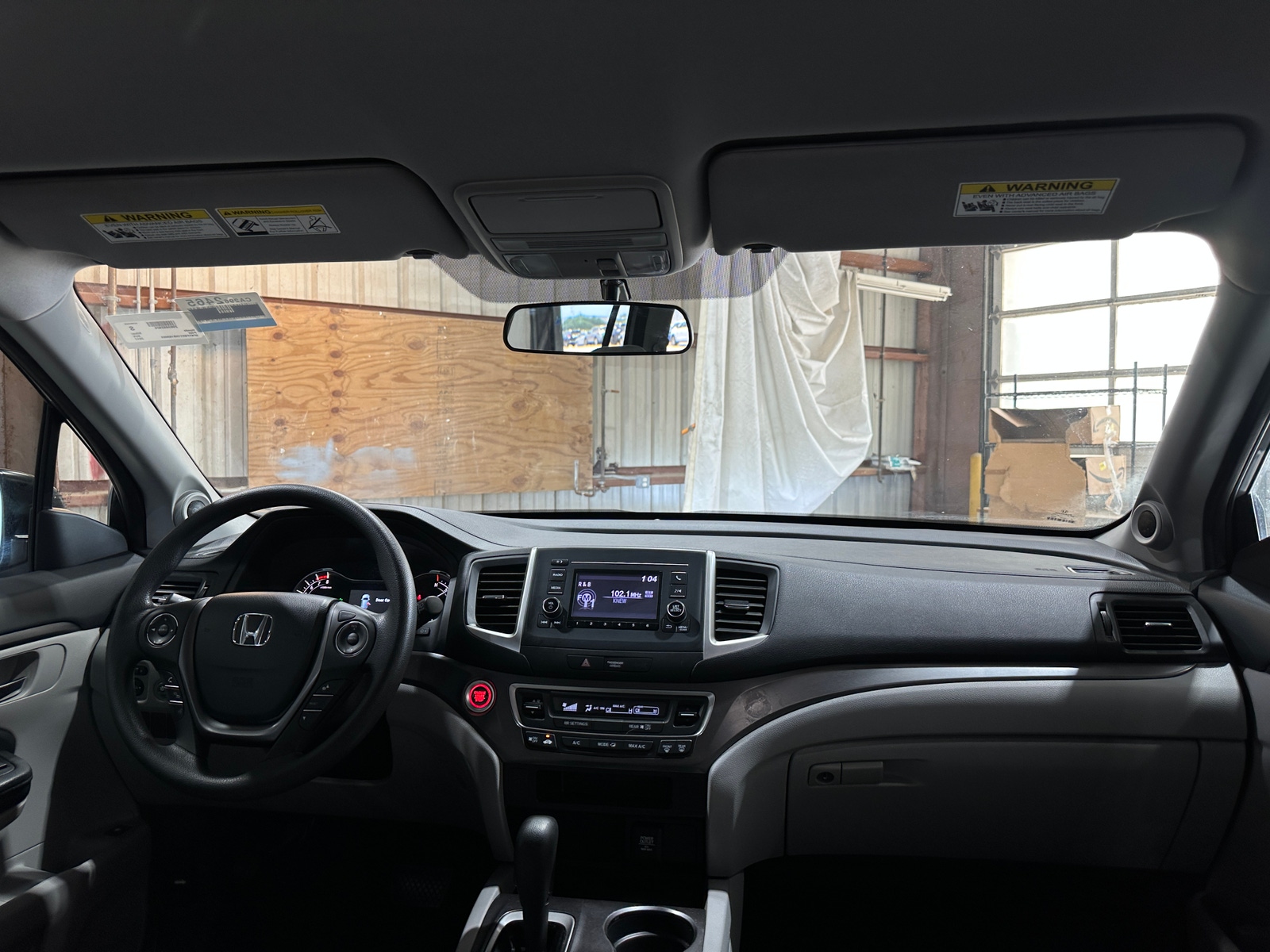 Thumbnail: 2017 Honda Pilot - 3