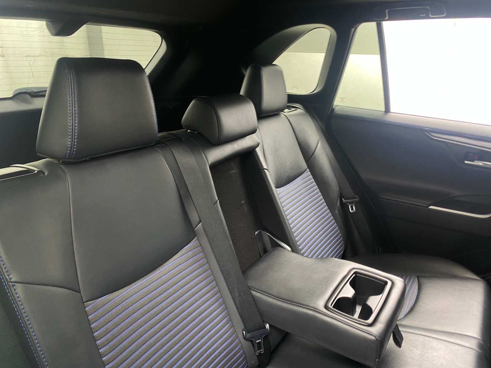 Thumbnail: 2021 Toyota RAV4 - 5