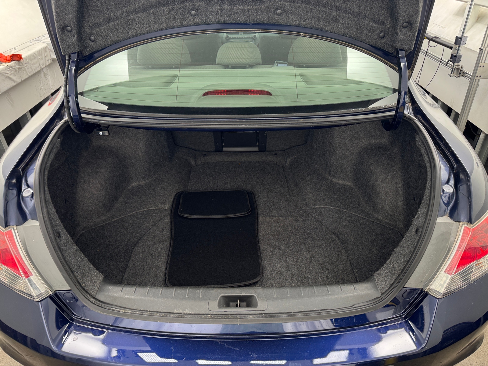 Thumbnail: 2011 Honda Accord - 7