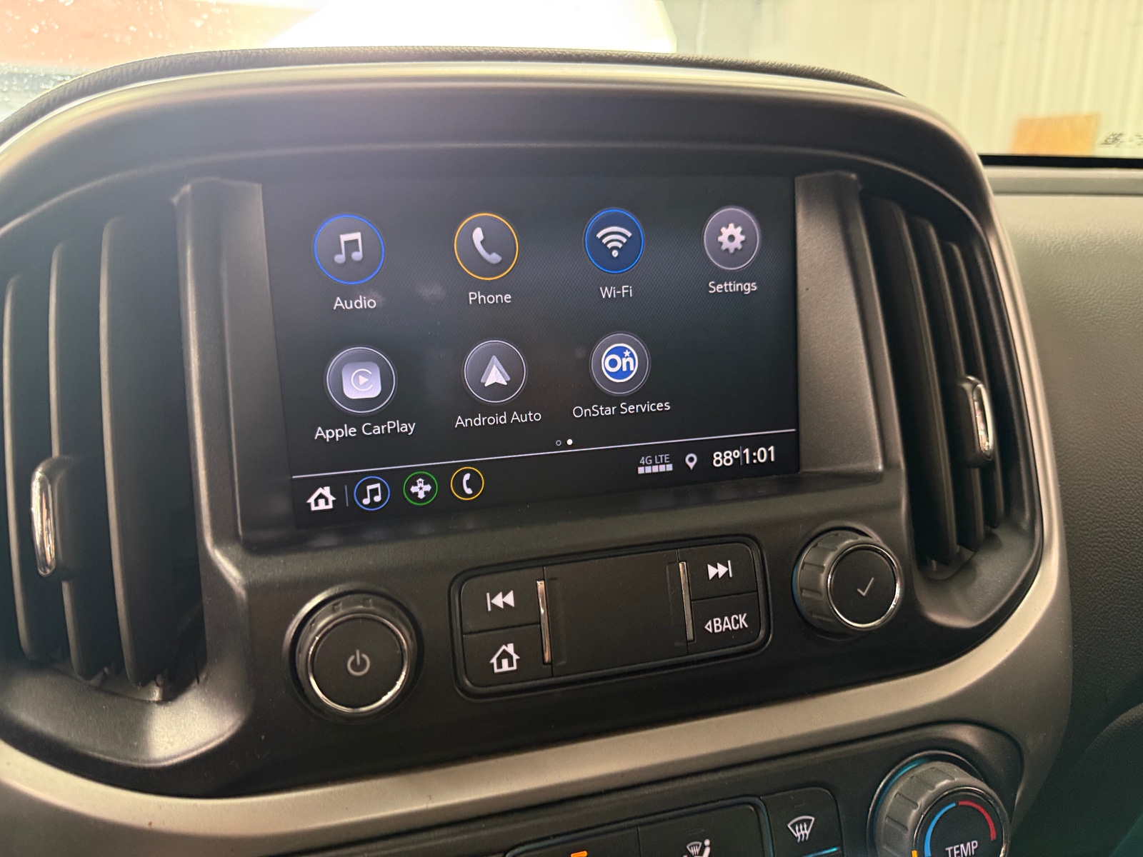Thumbnail: 2022 Chevrolet Colorado - 4