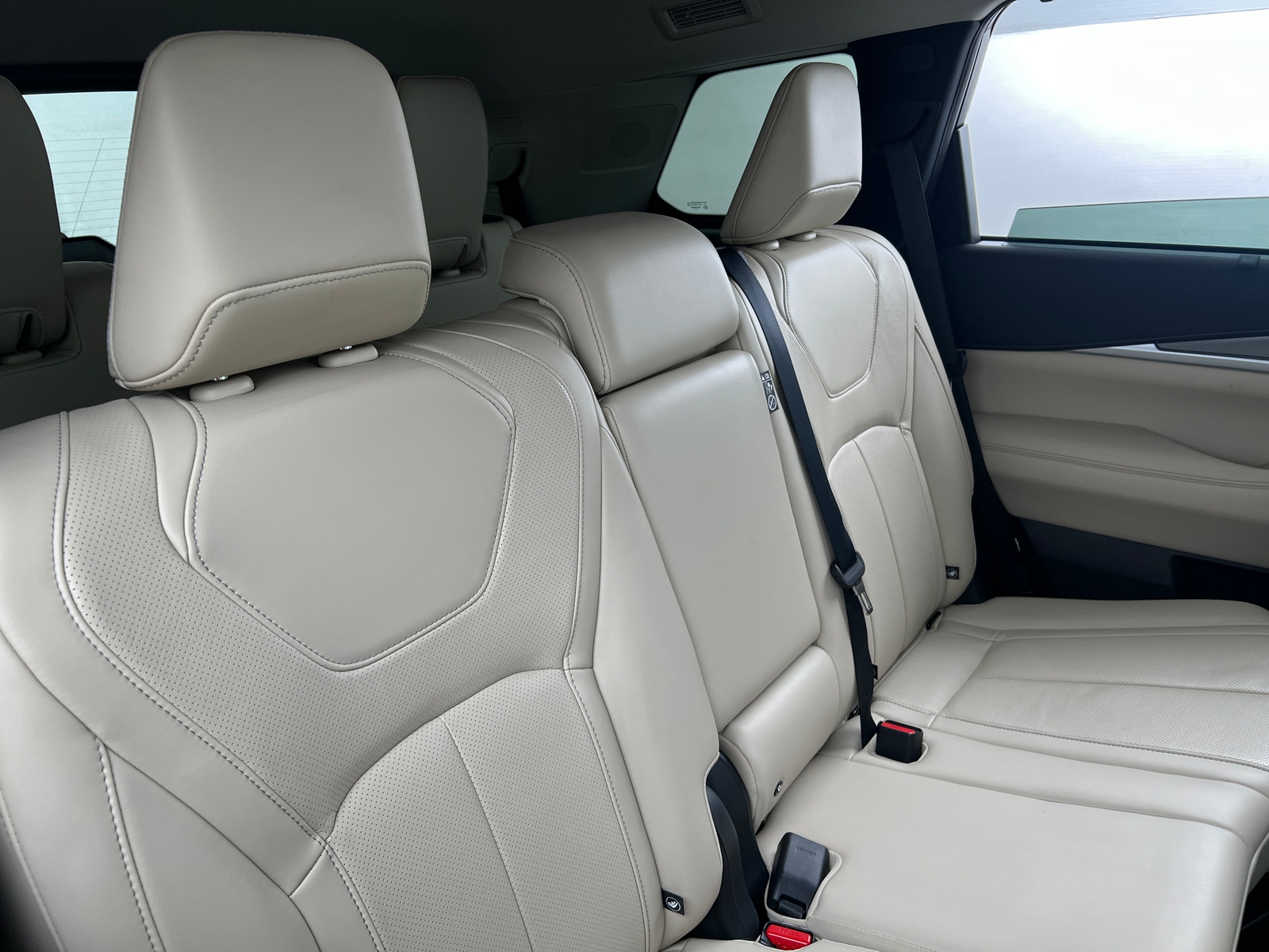 Thumbnail: 2023 INFINITI QX60 - 5