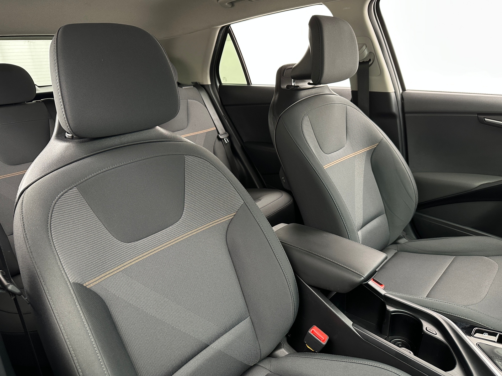 Thumbnail: 2023 Kia Niro - 2